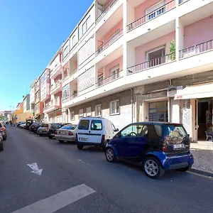 https://enjoy-the-sunny-balcony-by-timecooler.hotels-lisbon-portugal.com